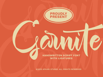 Garnite - Handwritten Script Font