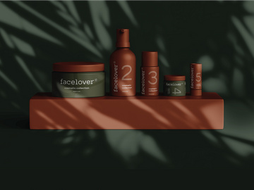 Free Cosmetic Packaging Mockup